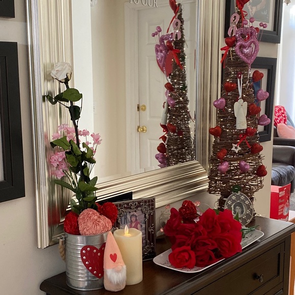 LIVE show Thursdays at 10:00am Tray opens 1 hour before. Hope to see you there. - Picture 6 of 12